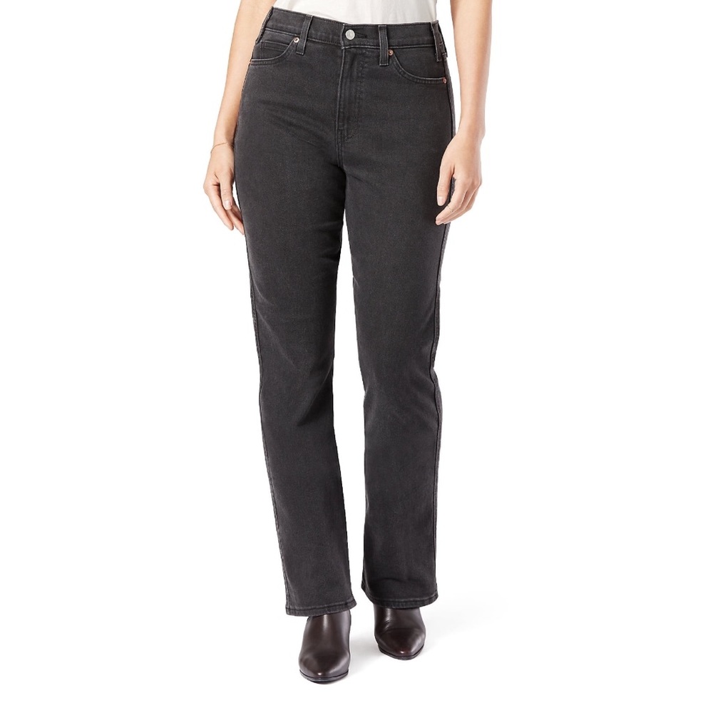 Signature by Levi Strauss & Co. Women's Heritage High Rise Kick Boot Denim Jeans